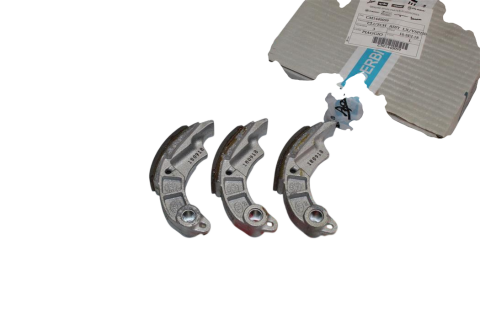 VESPA PIAGGIO 250 DEBRİYAJ BALATA 3 LÜ