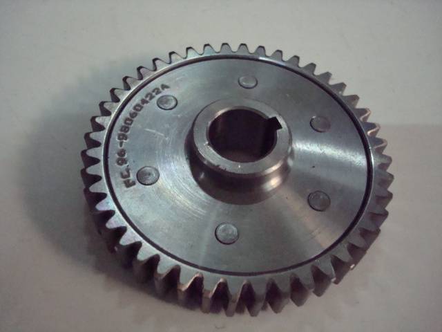 ZS200 CROSS BALANSÖR DİŞLİSİ (BLNSÖR MİL.TAKILAN)