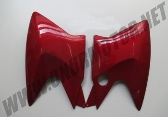 YAMAHA YBR125 ESD KIRMIZI ÖN RÜZGARLIK