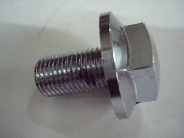 XV250 DİREKSİYON MİL ÜST VİDASI