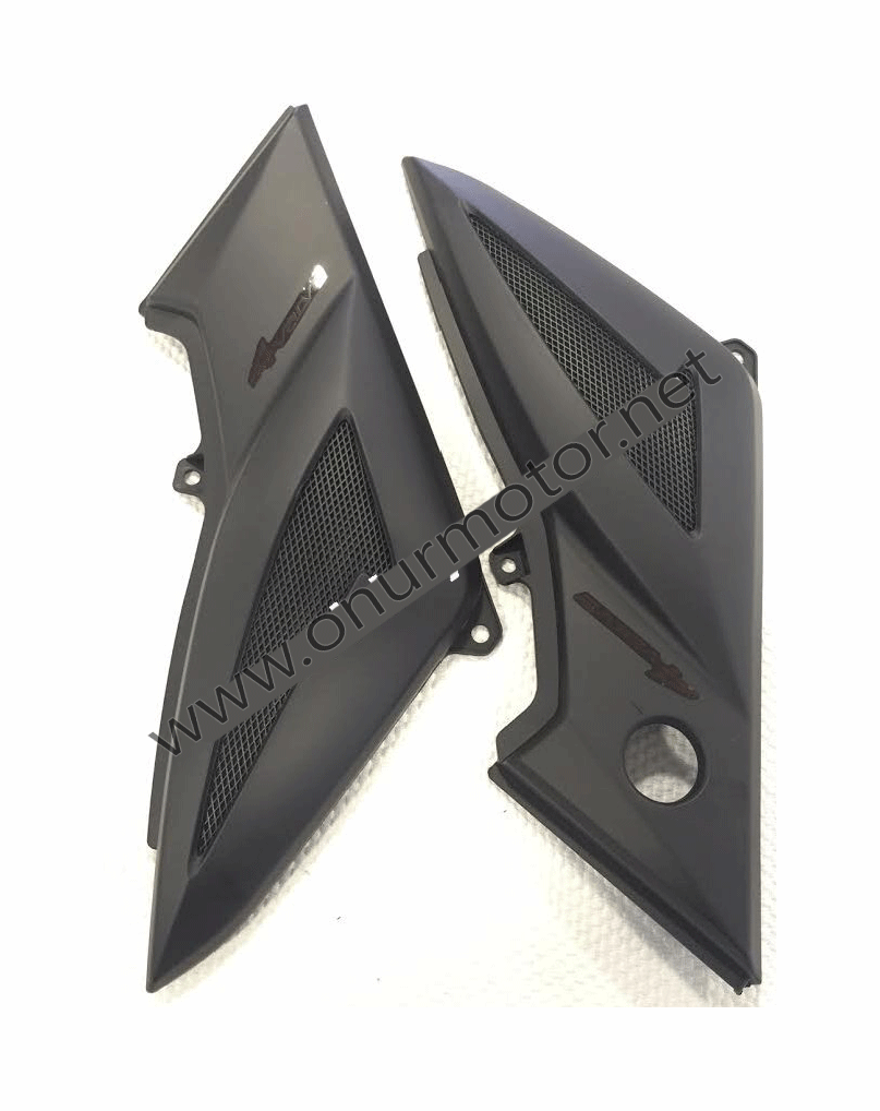 BAJAJ PULSAR NS 200 YAN KAPAK TAKIM PRC