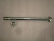 YAMAHA YBR125 ARKA  TEKER MİLİ&SOMUNLU