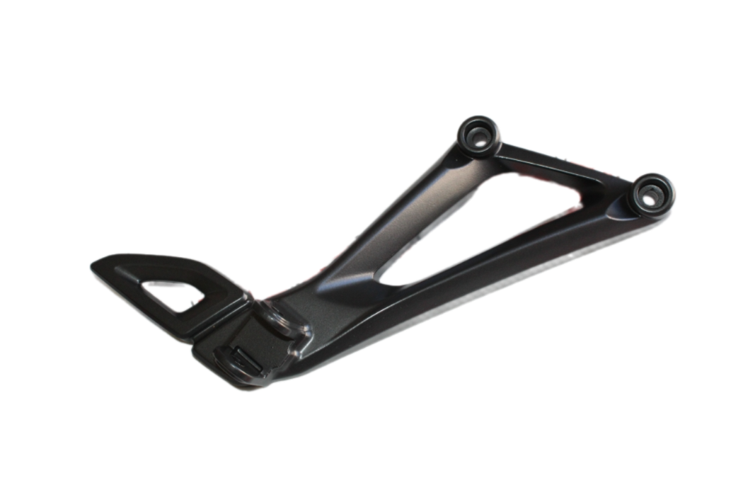 BAJAJ PULSAR RS 200 BASAMAK BRAKETİ SAĞ ORİJİNAL