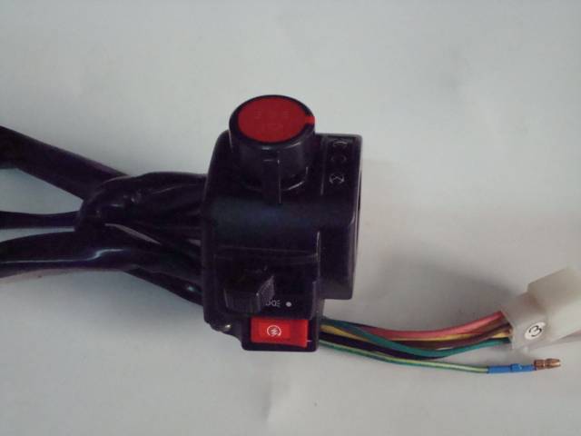 ZS125-32 KUMANDA PANELİ SAĞ