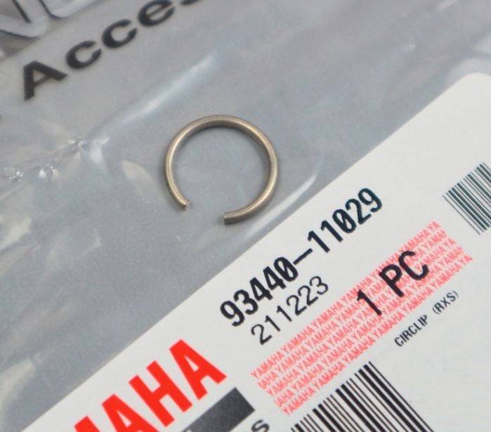 YAMAHA RX 135 VİTES KOLU MİLİ DIŞ SEGMANI ORİJİNAL